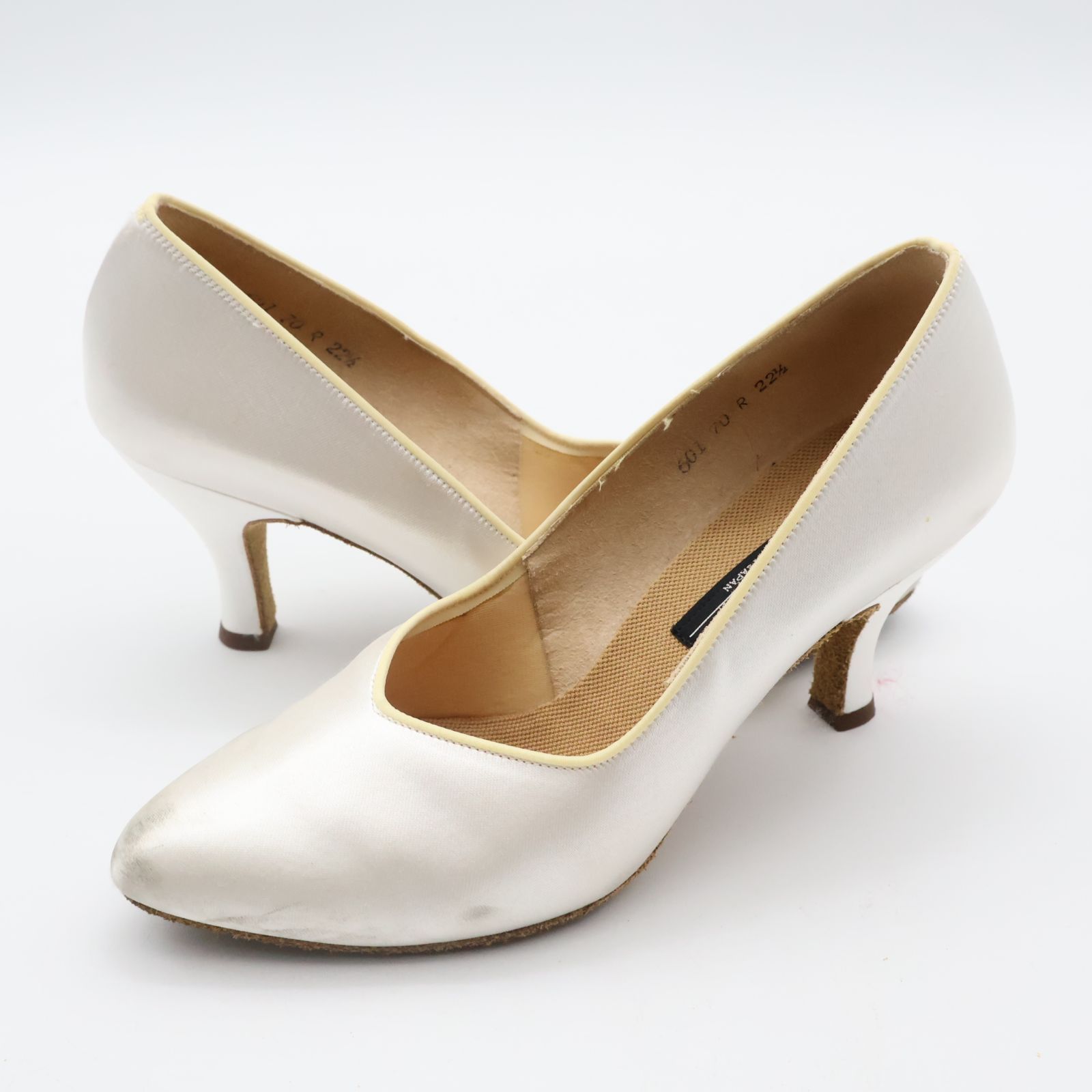 日本製 社交ダンス用衣装 22 1|2 R kentdamce ケントダンス ホワイト サテン ダンス シューズ レディース用 光沢 艶 白