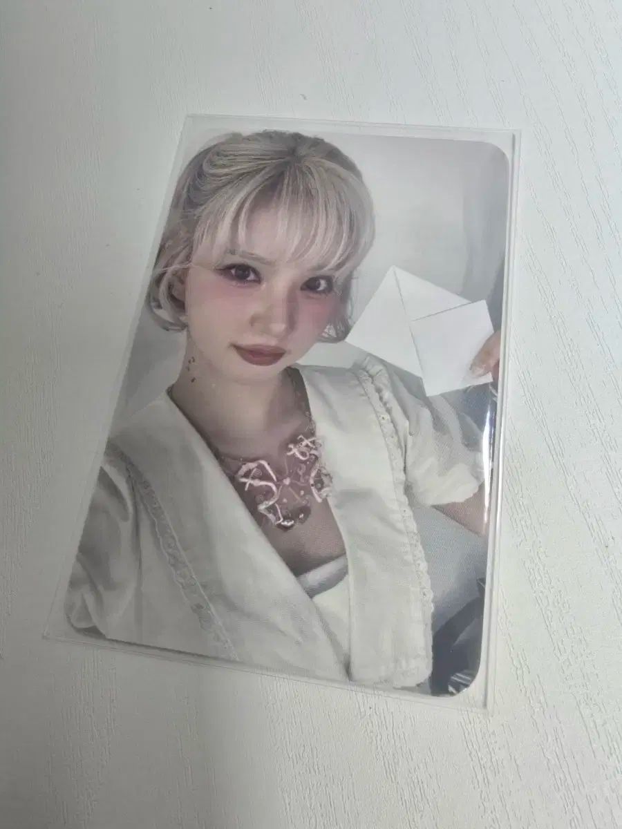 GFRIEND  VIVIZ ウナ　2週目　サノク　トレカ Amazon.co.jp: VIVIZ ウナ トレカ GFRIEND サノク2 : おもちゃ