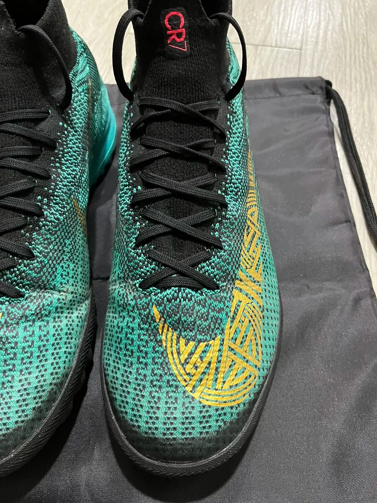 スーパーフライ