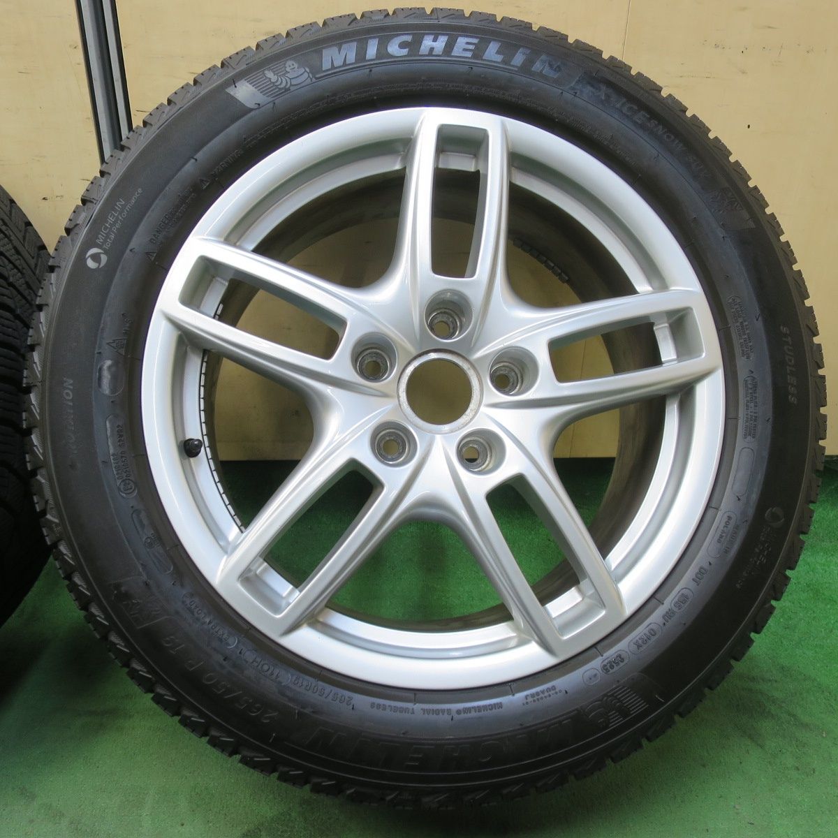 超バリ溝！23年！キレイ！ほぼ10分☆ポルシェ 958 カイエン 純正 265 