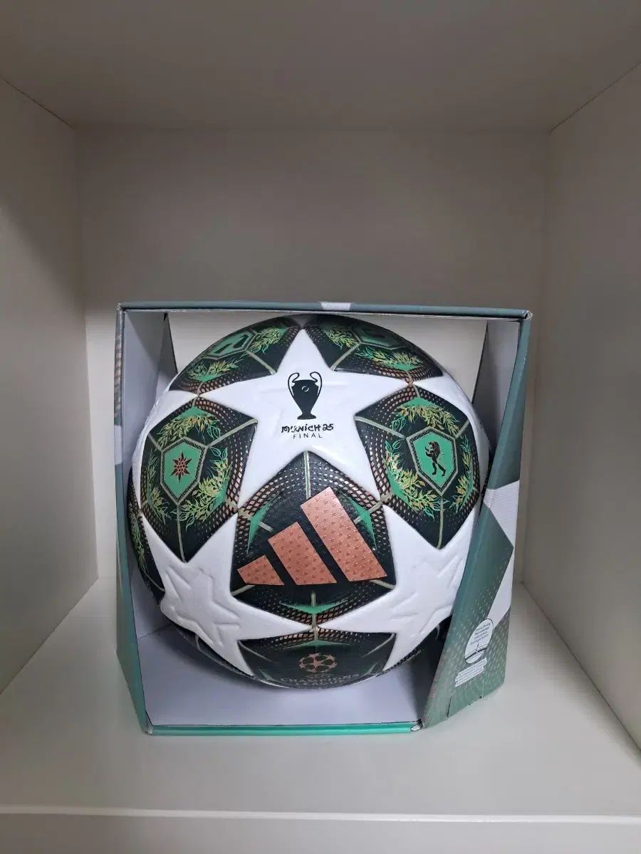 アディダスサッカーボール5号球 2022 FIFAワールドカップカタール™大会