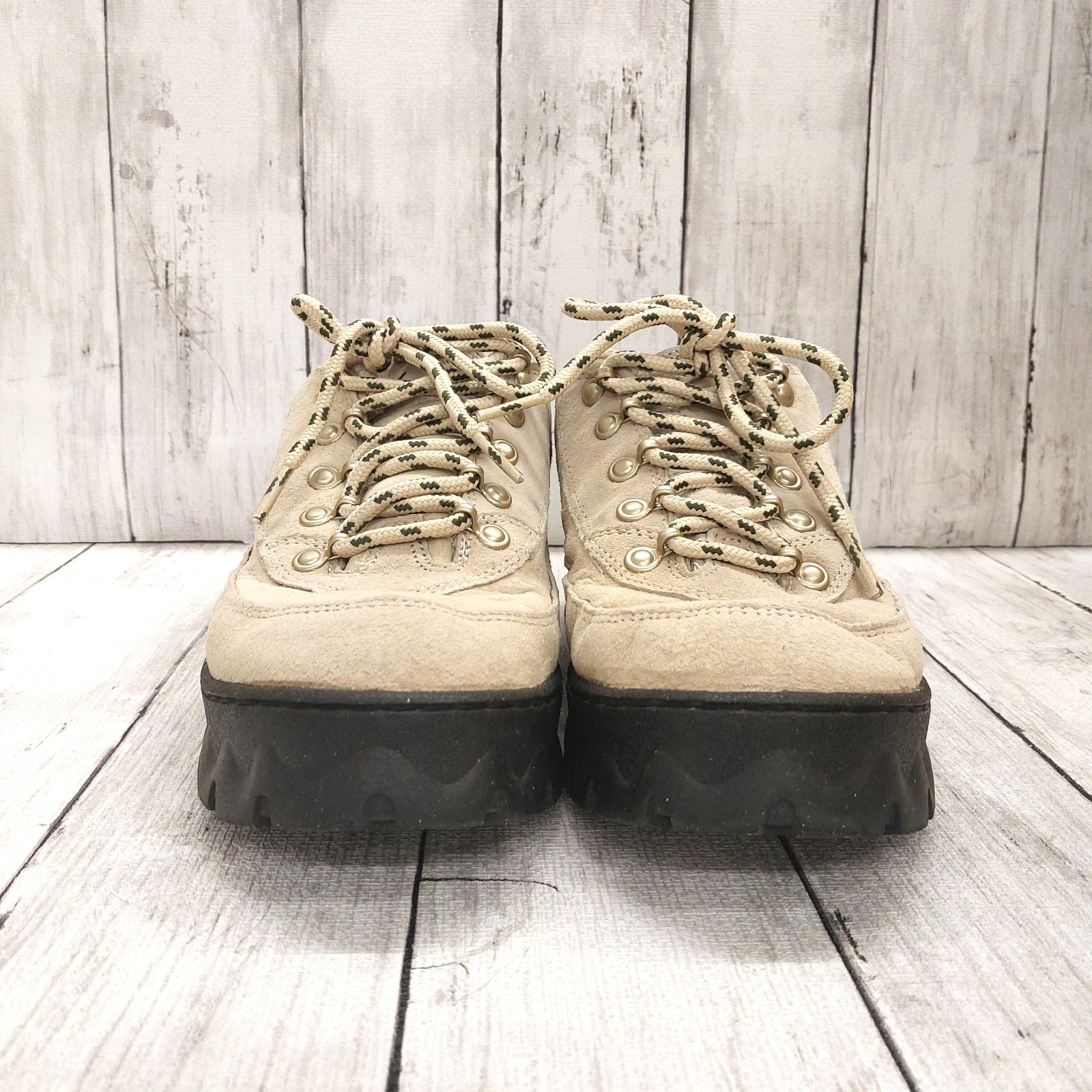 期間限定1000円OFFクーポン!Nike NIKE W ラハールLOW ベージュ 期間限定1000円OFFクーポン!Nike NIKE W ラハールLOW ベージュ