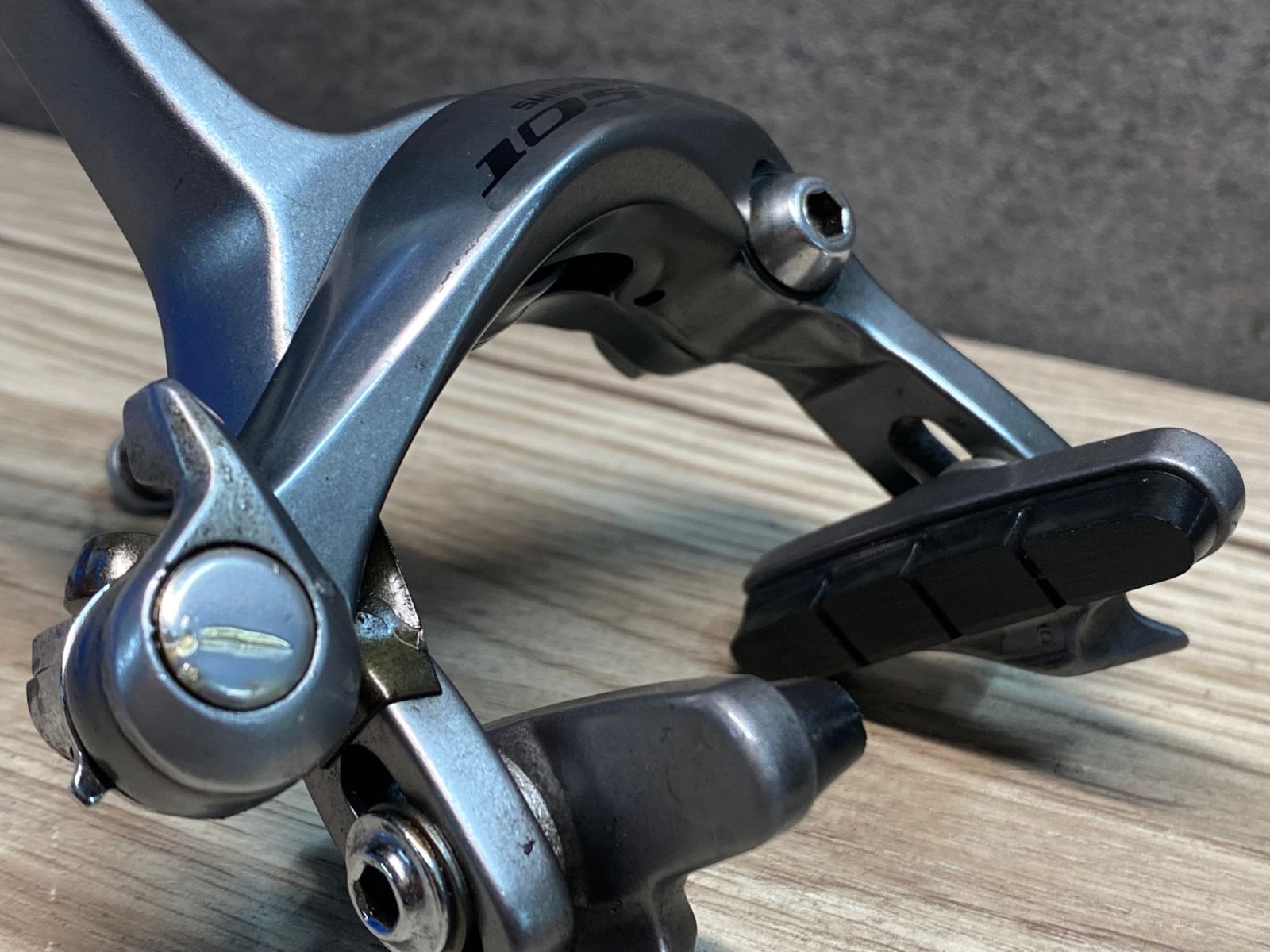 １０５ ブレーキ 前後セットBR-5700 美品 Shimano 105 BR-5700 キャリパーブレーキ 前後セット