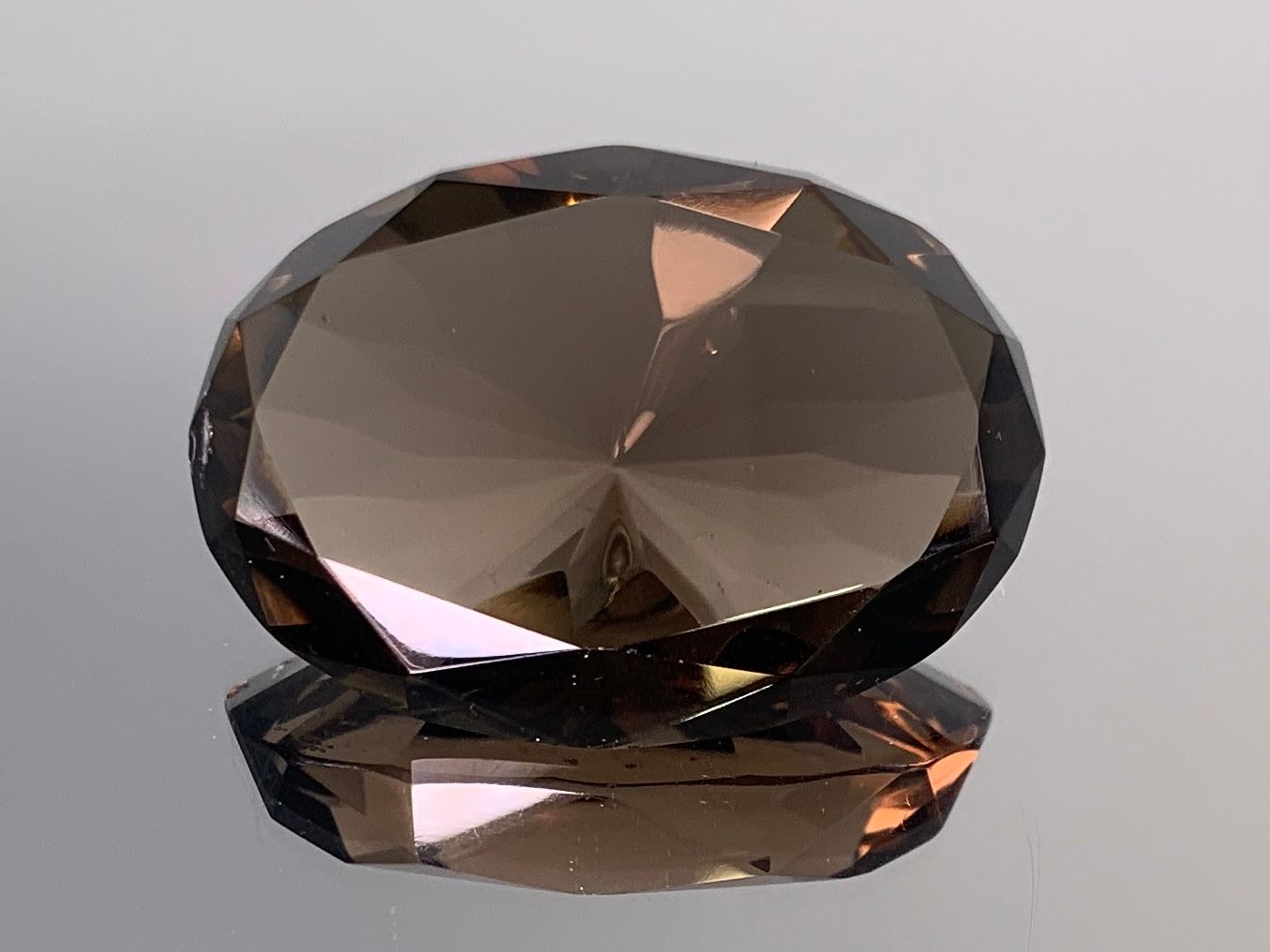 宝石ソーティング付き 天然 スモーキークォーツ 95.446ct 縦38.2