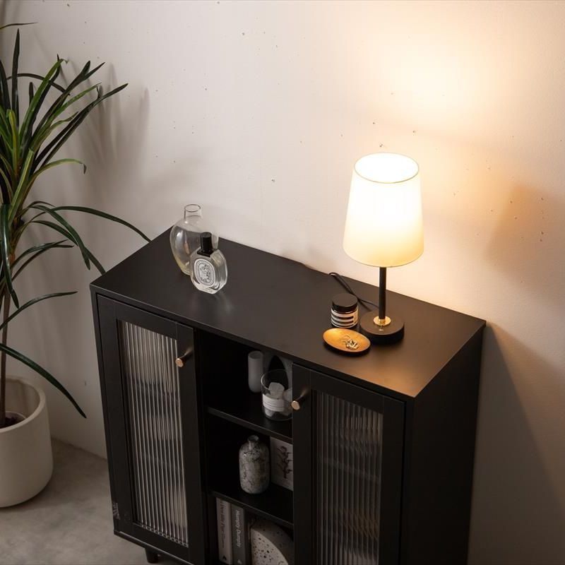 ガラス扉 リビング収納