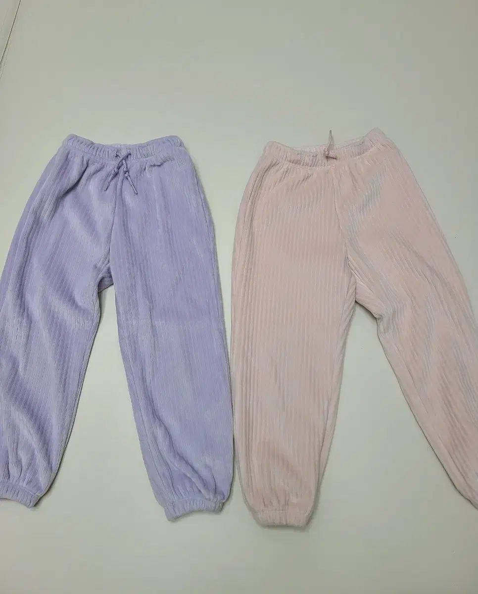 離乳する トップテンキッズ ベルベットパンツ 2 蜂