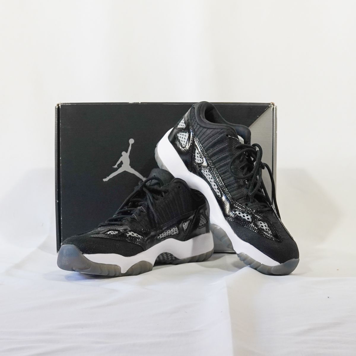 ☆SNKRS☆27cm エアジョーダン 11 エアジョーダン11 スニーカー 27cm