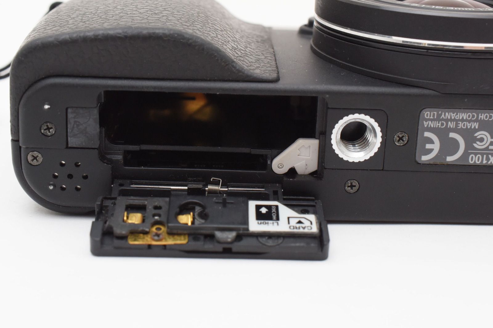 ☆良品☆ RICOH リコー CAPLIO GX100 カプリオ コンパクトデジタル 