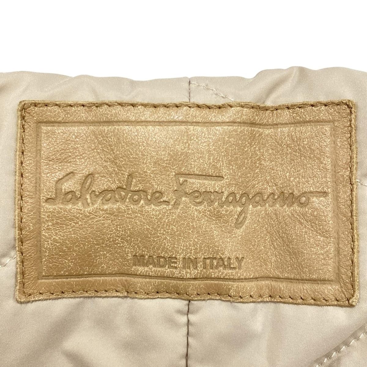 Ferragamo コート ベージュ FERRAGAMO/SalvatoreFerragamo(サルバトーレフェラガモ) コート