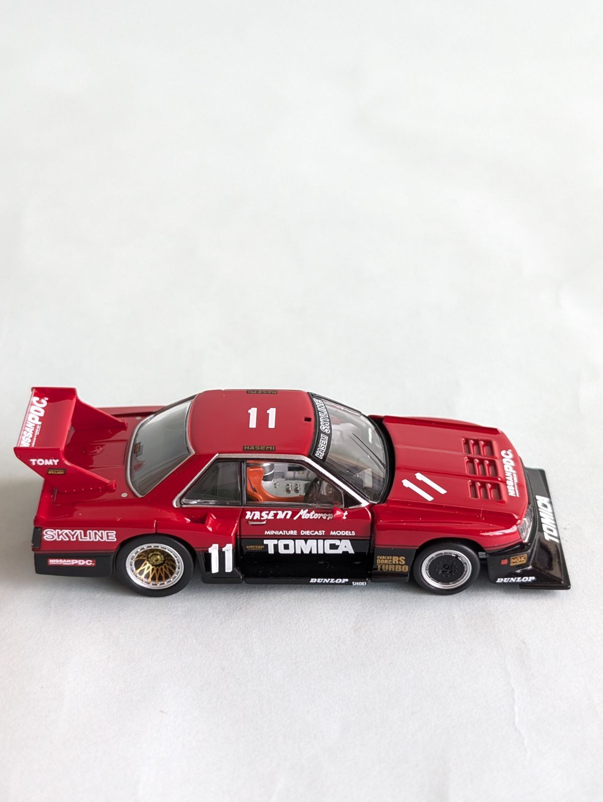 トミカリミテッド ヴィンテージ ネオ 1/64 スカイラインスーパー