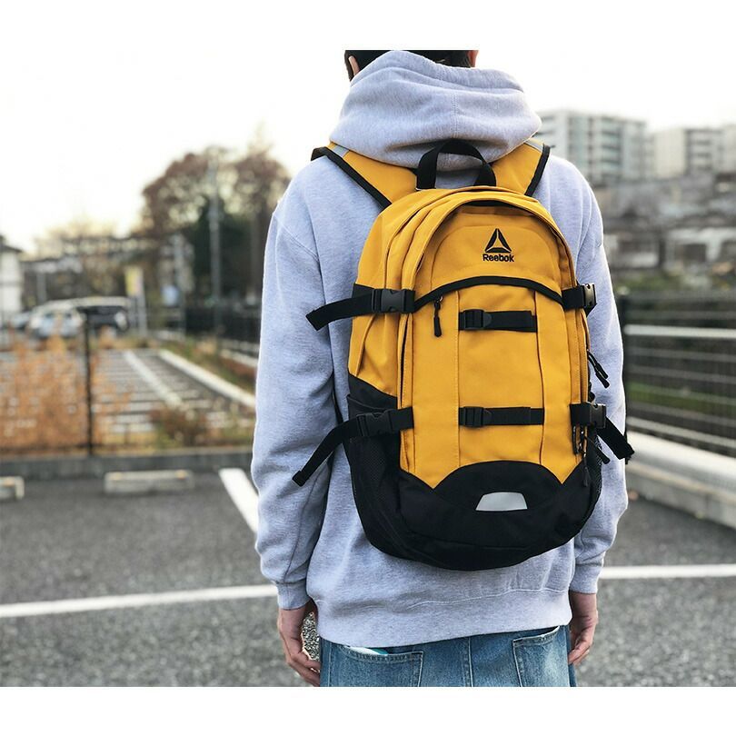 新品未使用 リーボック リュック Reebok バッグ 送料無料 約28L 通学