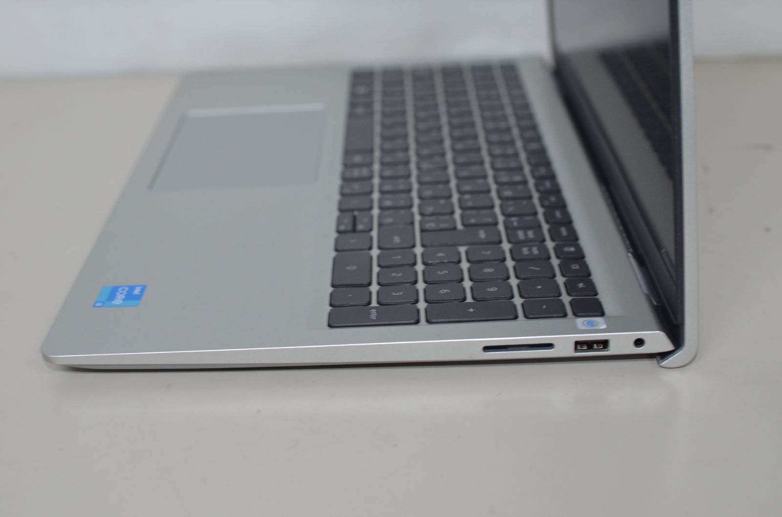 中古良品ノートパソコン DELL Inspiron 15 3511 Windows11+office 爆速