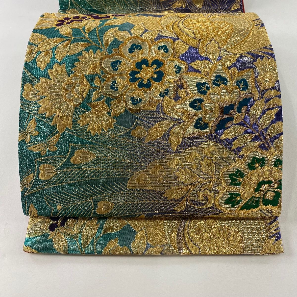中振袖　孔雀柄金箔　中古品 正統派古典 白/紺/オレンジ 菊柄/小花/柄多め 華やか 上品 大人