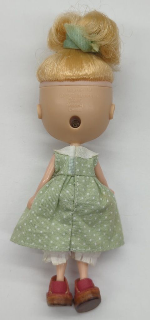 プチブライス poucetteさんカスタムブライス 元ドールキッチンクイーン