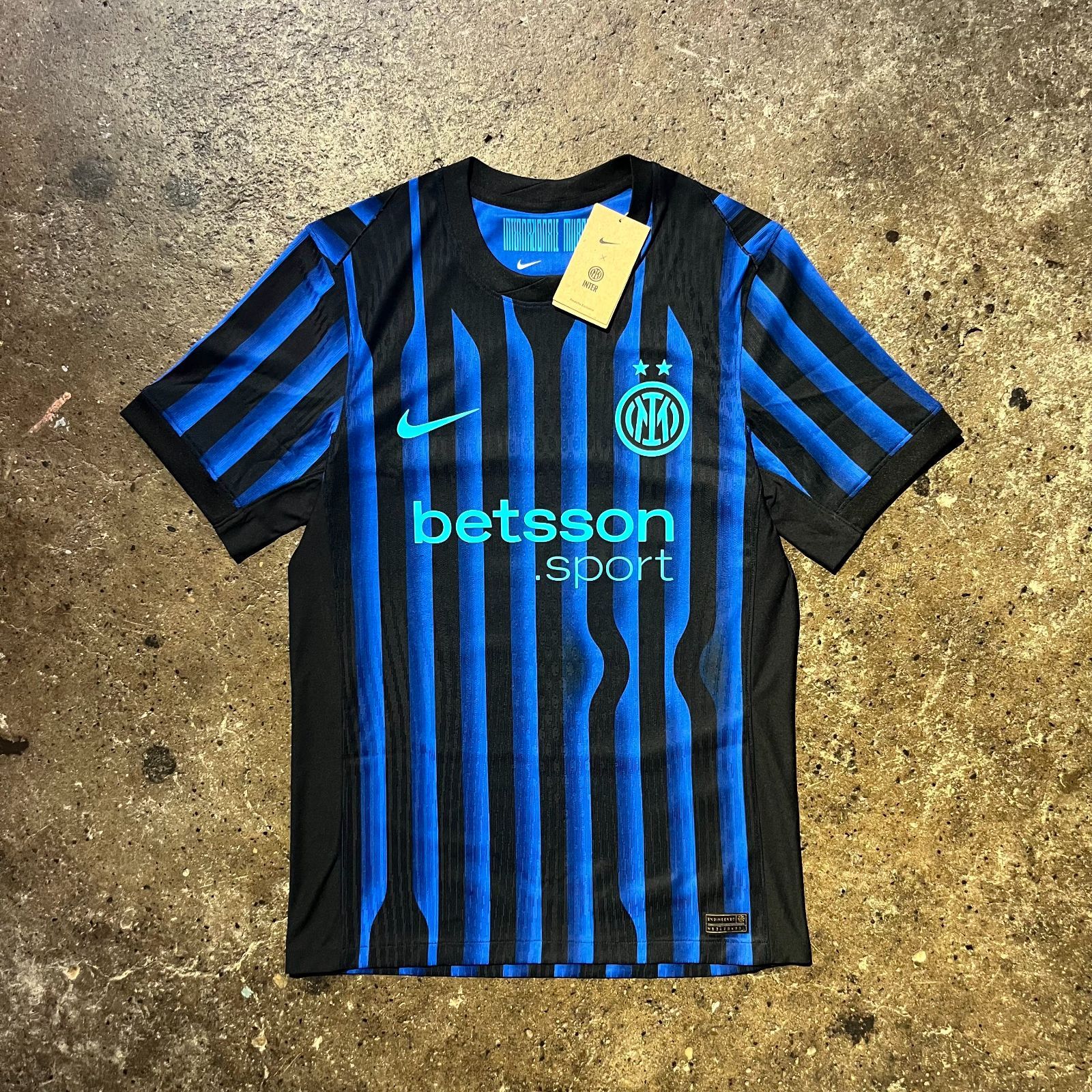 ◯ NIKE インテル 99-00シーズン ユニフォーム ◯ NIKE インテル 18/19 ユニフォーム アウェイ 半袖 レプリカ
