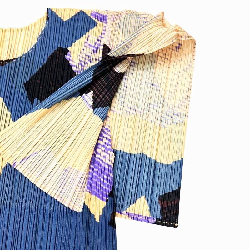 【美品】PLEATS PLEASE トップス/ METEORITE サイズ3 Interplanetary Meteorite Top – On Sale Now with Up to 56% Off