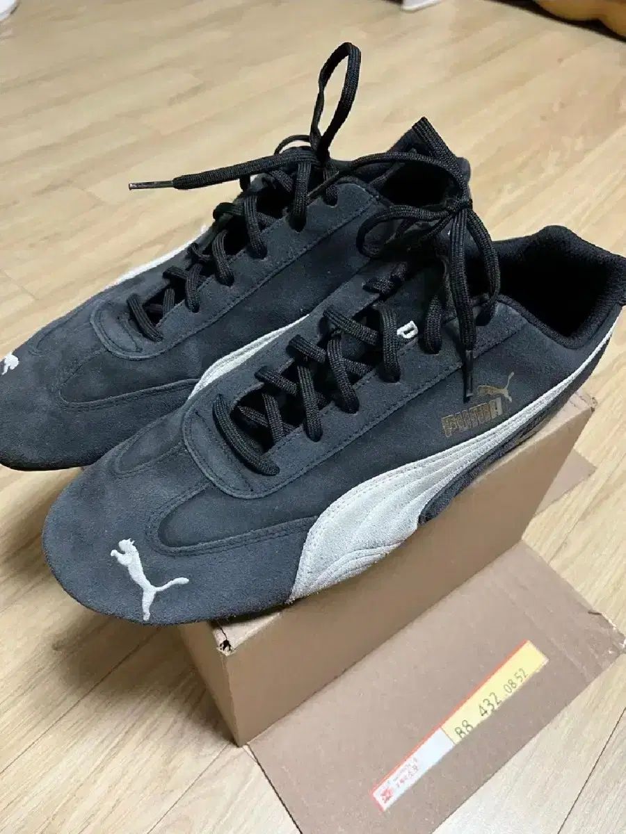 【雷市場（ポンジャン）商品韓国直送】 PUMA(プーマ) スピードキャット LS black white 300