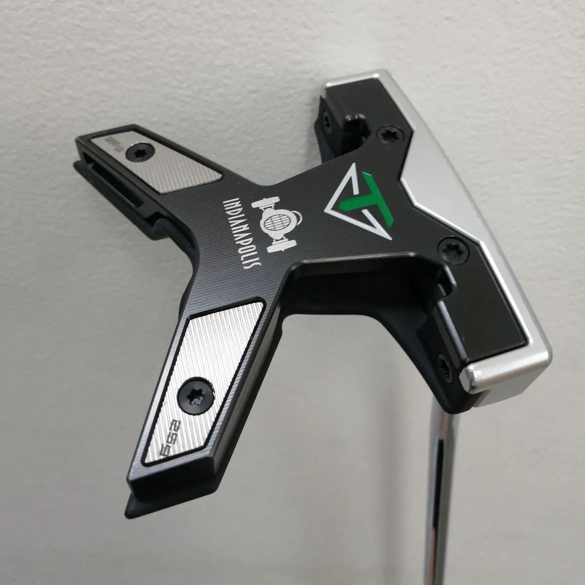 稀少・限定品☆オデッセイ トゥーロン マグノリア パター☆右☆33インチ