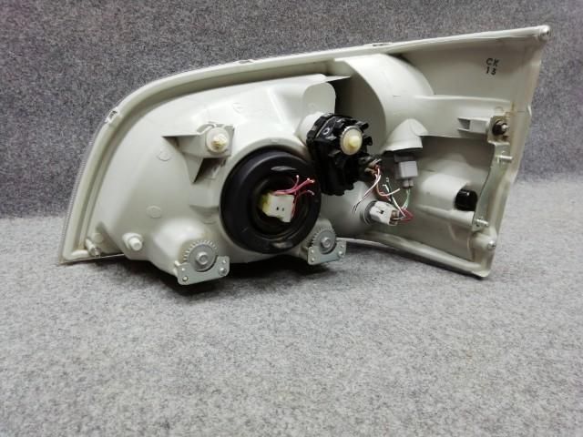 ダイハツ ハイゼットトラック S211P S201P 後期 右ヘッド