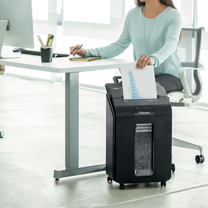 オートフィードシュレッダー