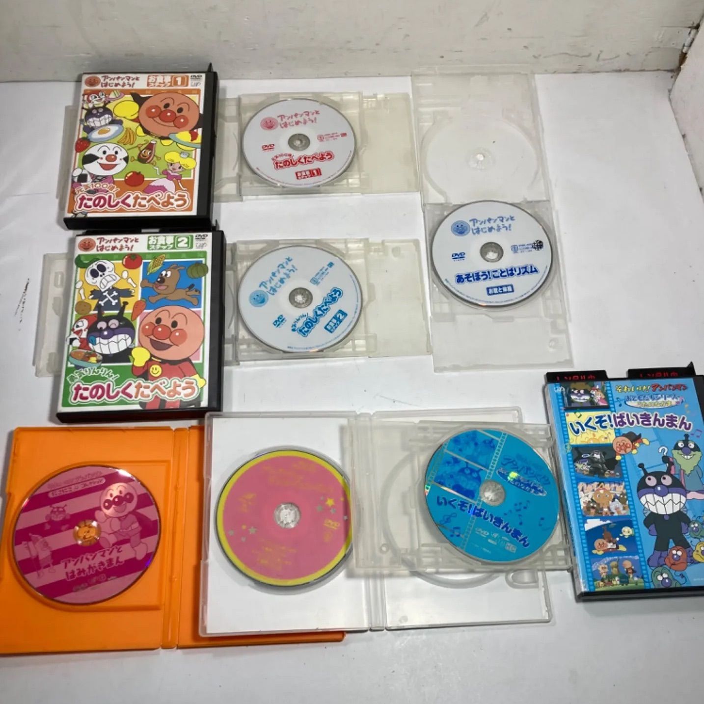 ☆アニメ それゆけ！アンパンマン レンタル落ちDVD 29本 まとめ