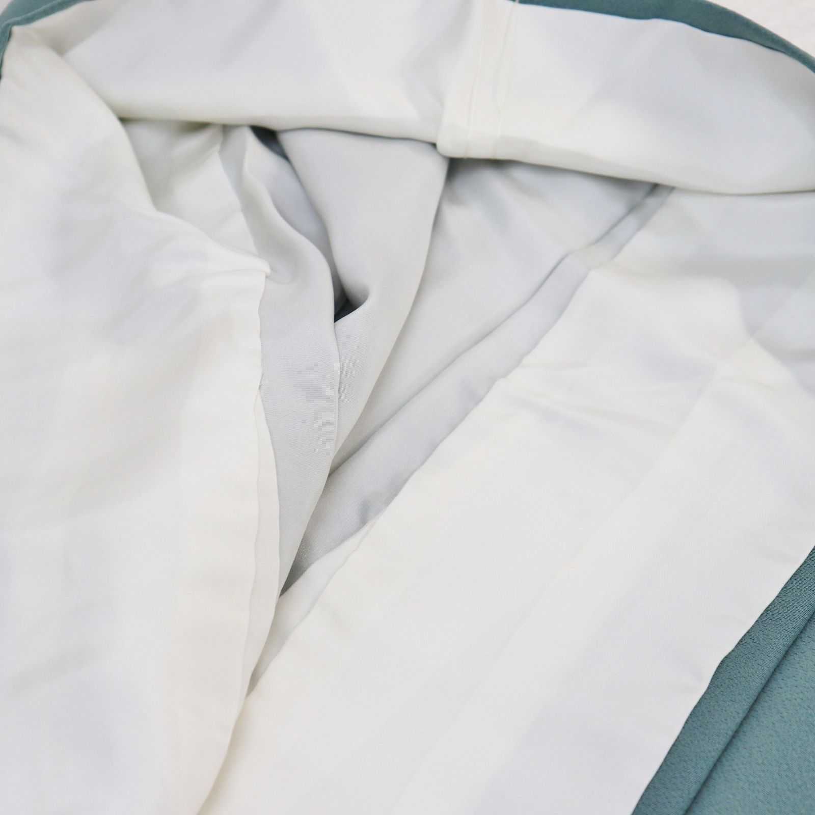 重量感のある縮緬地