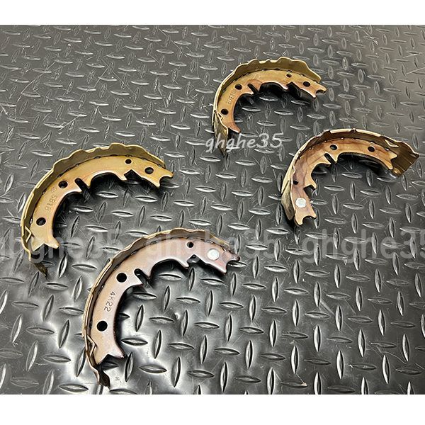 トヨタ 純正 JZX 100 チェイサー マークⅡ クレスタ サイド ブレーキ シュー 左右 セット jzx gx lx sx 検索 フロント サイド リア リヤ T520