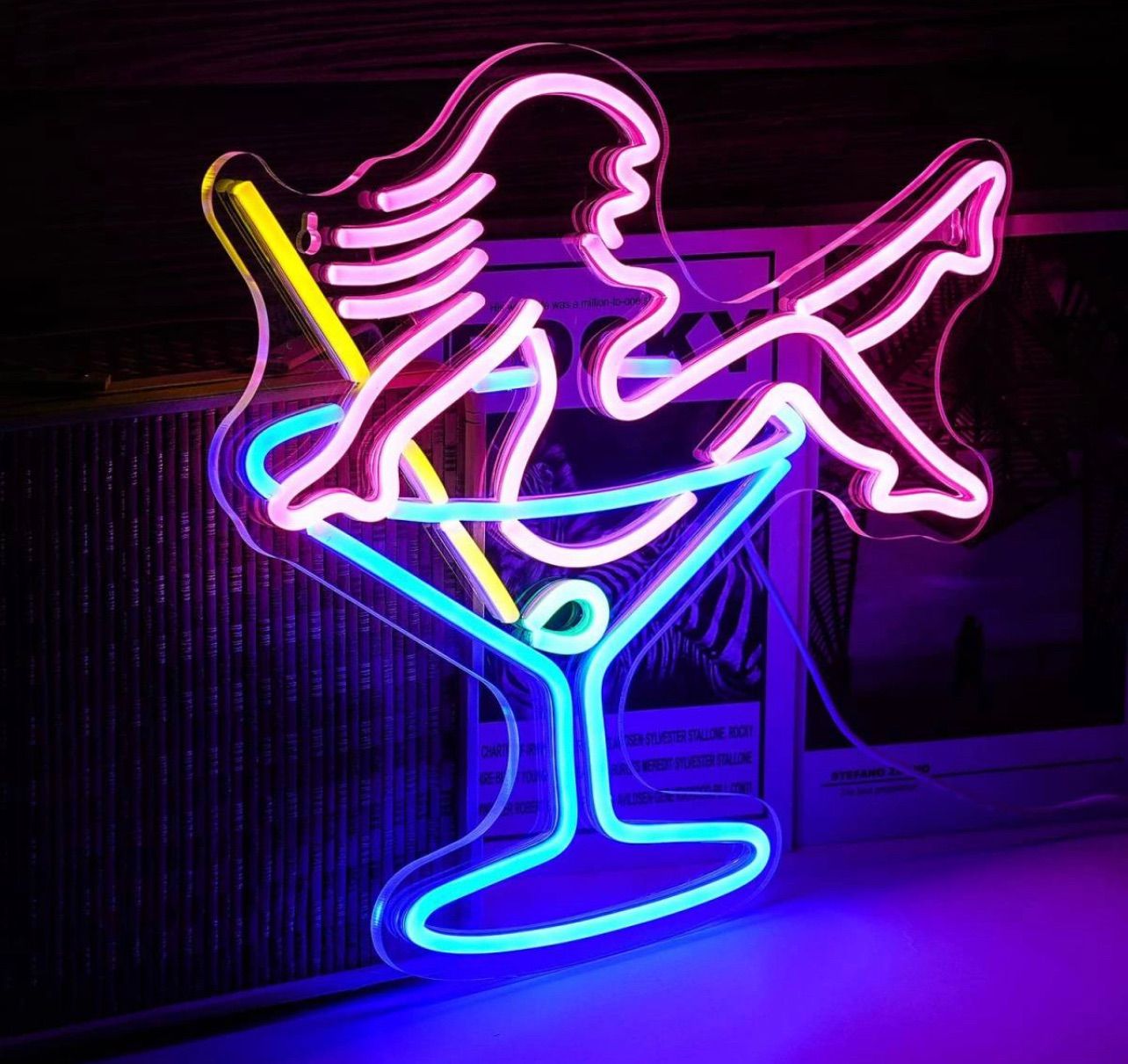 ネオンサイン お洒落なアートLED看板 クラブ 店内装飾 レストラン 存在 