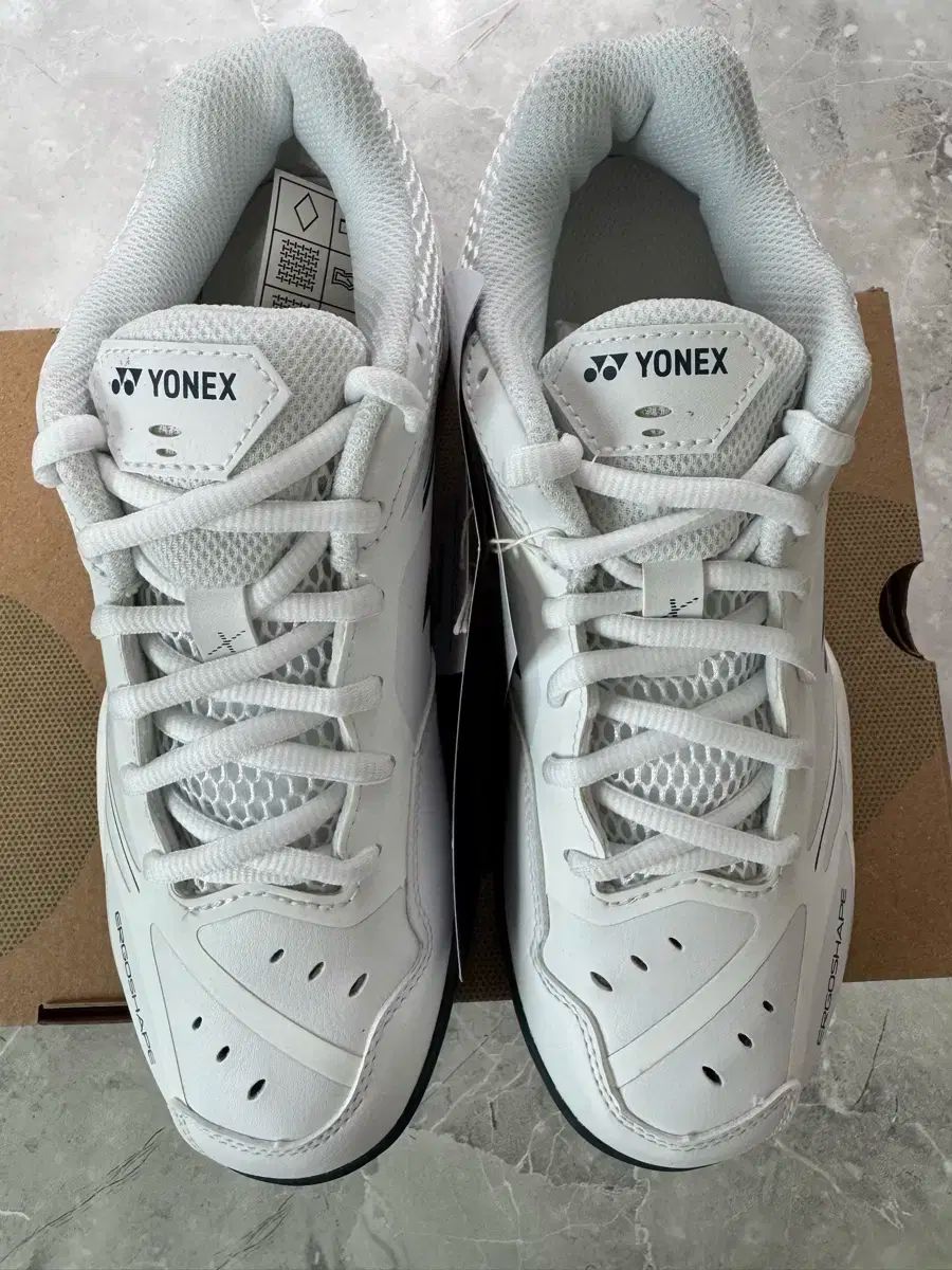 ヨネックス バドミントンシューズ 24.5㌢ 新品YONEX TOURFLEX 藍色