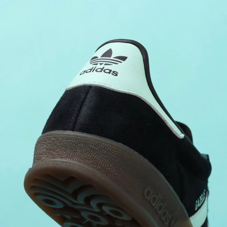 【新品未使用・タグ付き】adidas GAZELLE ブラック/ミント adidas GAZELLE INDOOR CORE BLACK/CLEAR MINT/GUM（アディダス