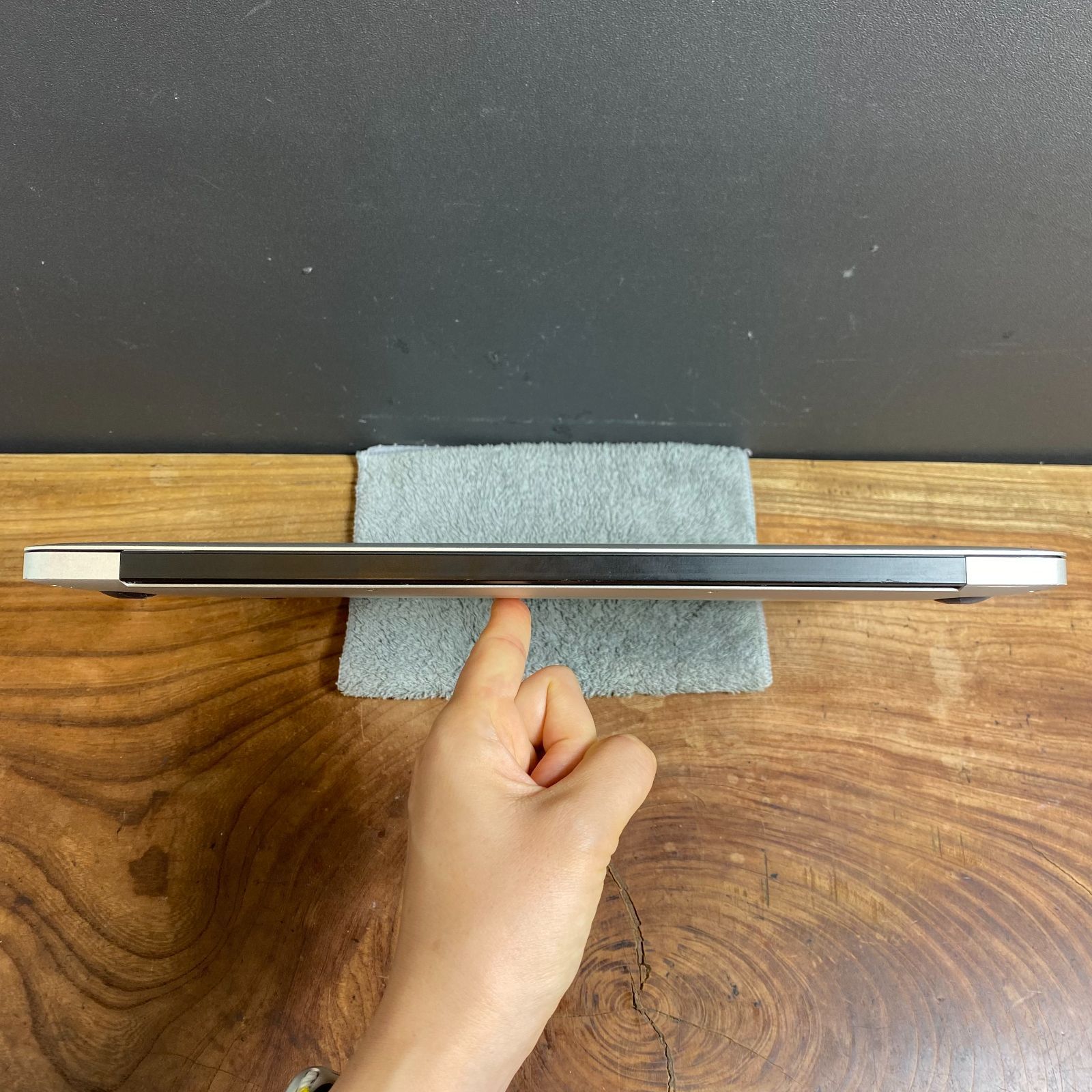 ジャンク品］Apple MacBook Air 13inch 2013/Core i5 1.3GHz