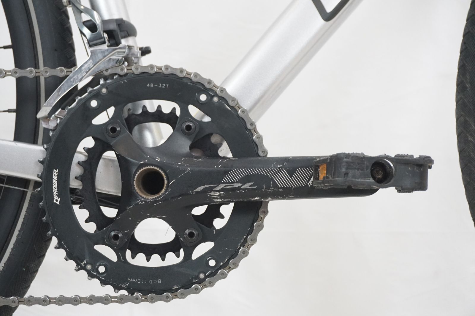 LOUIS GARNEAU 「ルイガノ」 AXIS F3 2024年モデル クロスバイク