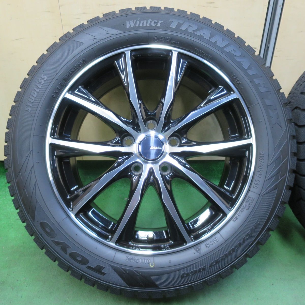 スタッドレス 215|60R17