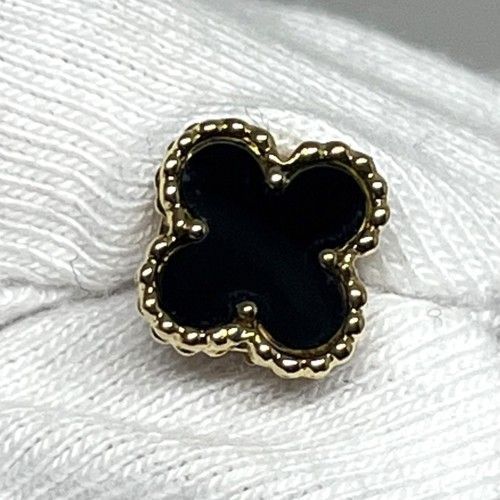 Van Cleef & Arpels☆スウィート アルハンブラ ピアス Van Cleef & Arpels スウィート アルハンブラ ピアス (Van Cleef