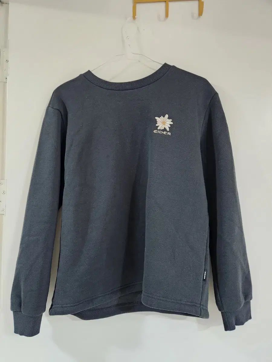 EIDER アイダー フラワー 刺繡 トレーナー Tシャツ ネイビー