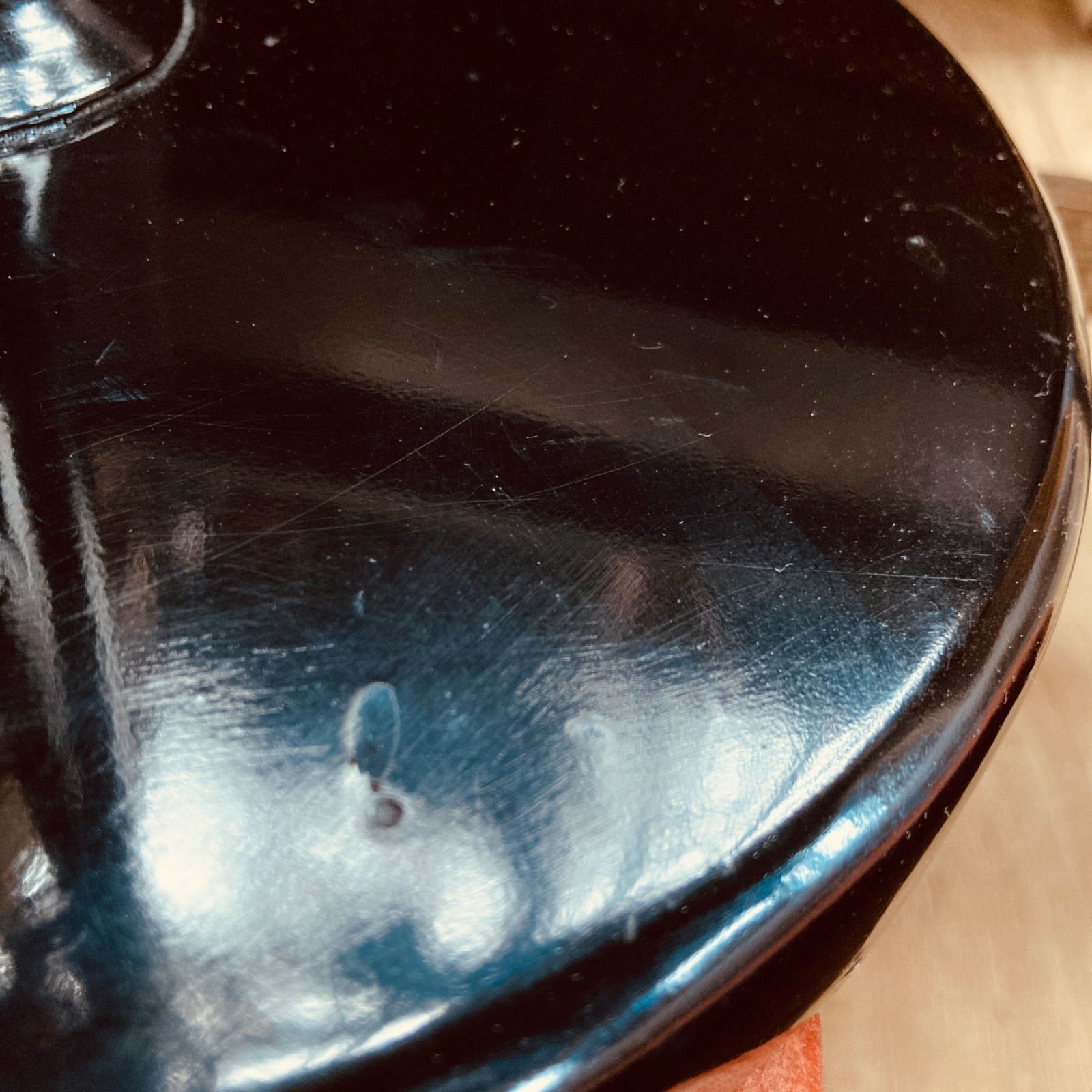 ●漆塗り木製蜀台　ロウソク立て　アンテーク