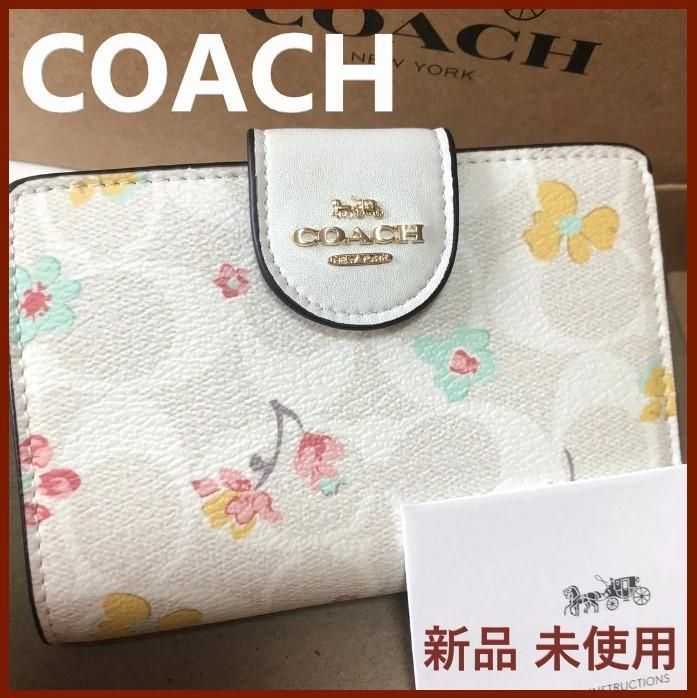 COACH ⭐️新品 レディース 二つ折り財布　コンパクト チョーク