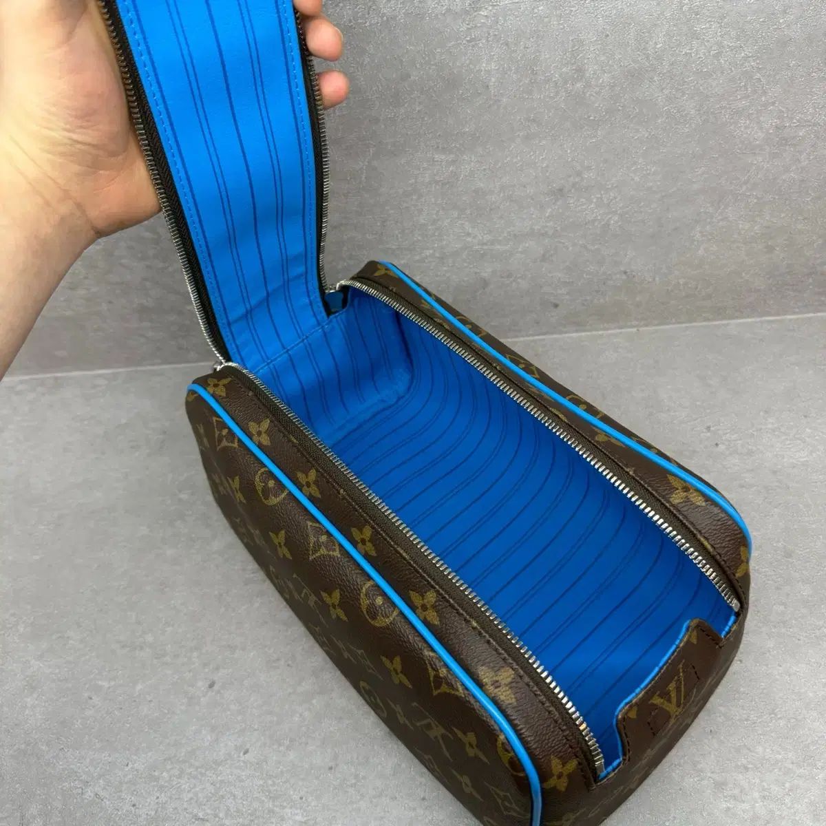 付属品完備 Louis