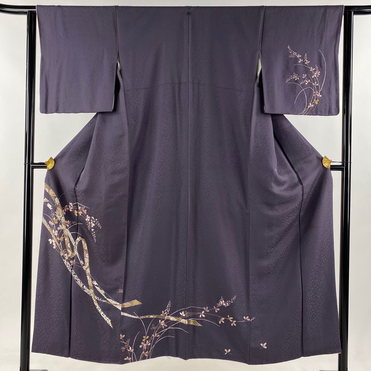 付下げ 身丈150cm 裄丈63cm S 袷 山口美術織物 落款 萩 熨斗 刺繍 金糸 紫 正絹 一つ紋
