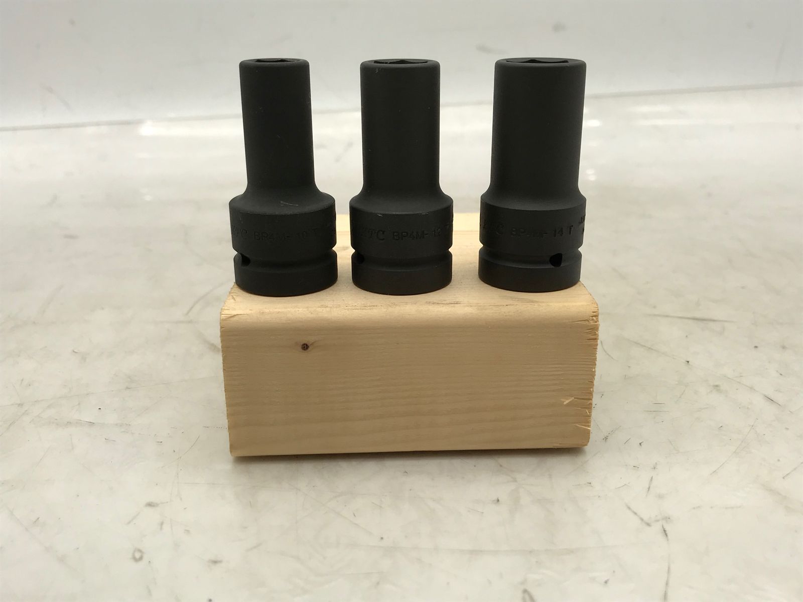 京都機械工具(KTC) 14点組 12.7SQ インパクトレンチ用 ソケットレンチセット スタンダード TBP411PA 京都機械工具(KTC) 14点組 12.7SQ インパクトレンチ用 ソケットレンチ