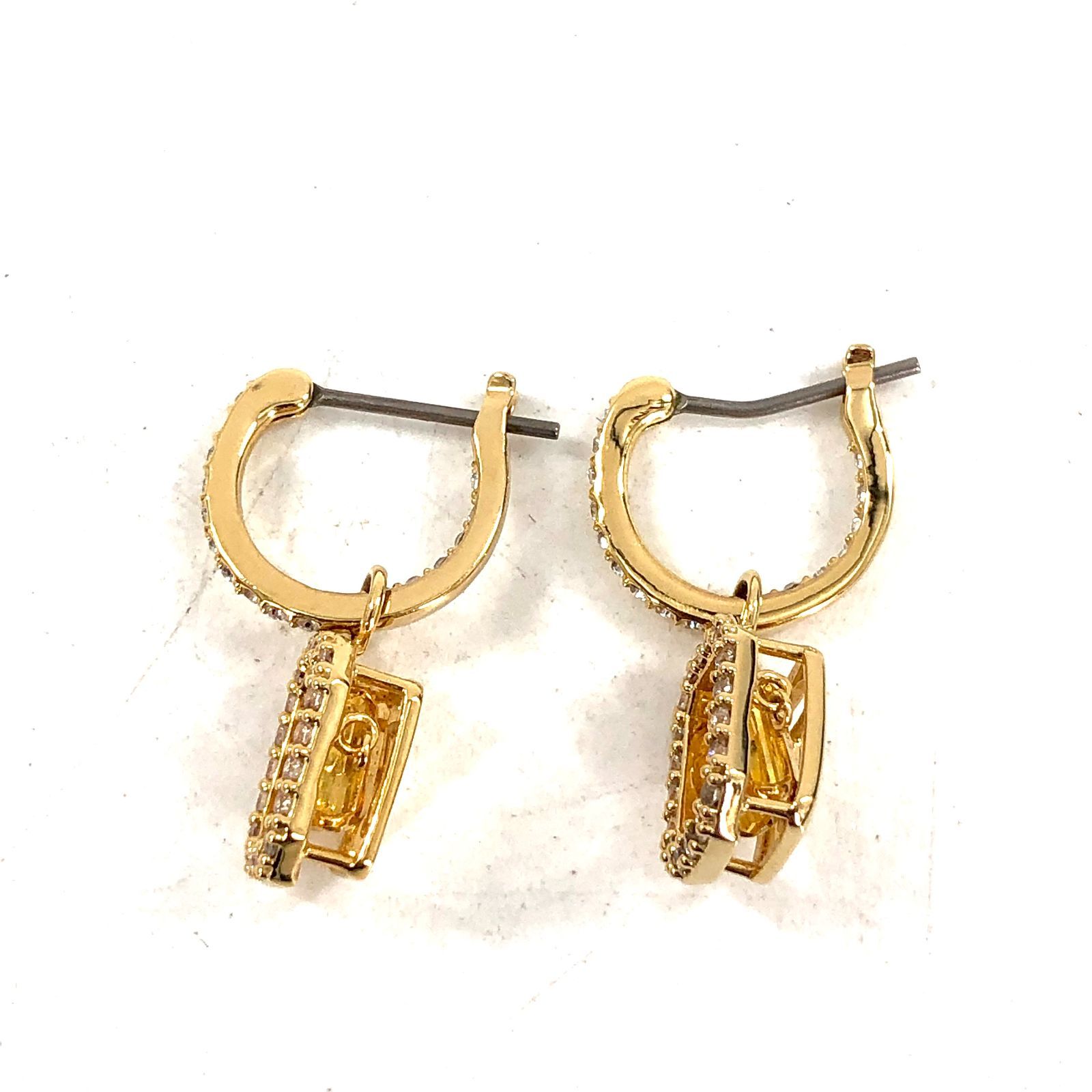 SWAROVSKI スワロフスキー Milleniaドロップピアス 5641169 ゴールド 