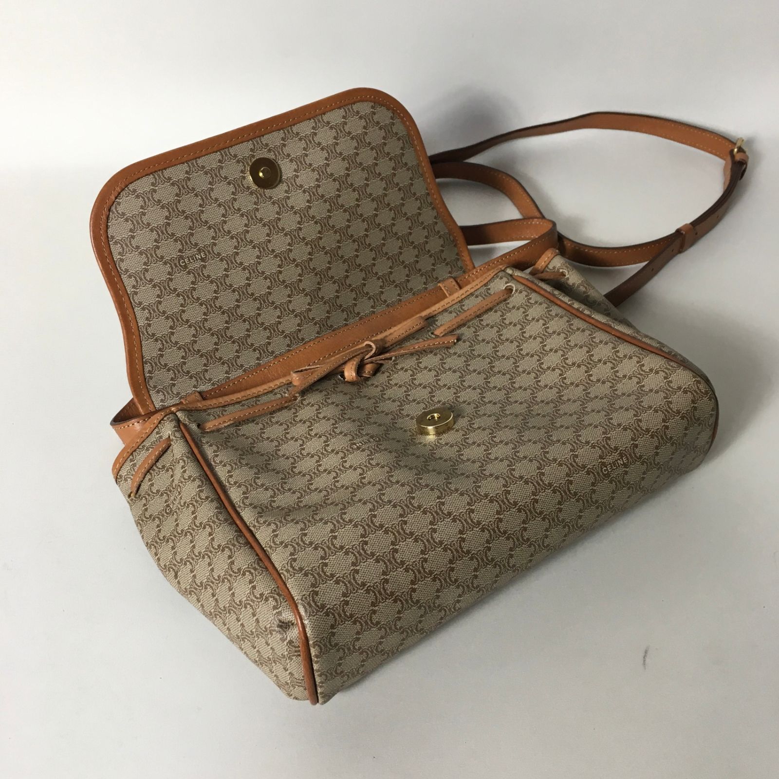 ⭐CELINE　美品　セリーヌ　トリオンフ　ハンドバッグ　マカダム　ショルダー付 美品】CELINE セリーヌ ショルダーバッグ トリオンフ マカダム