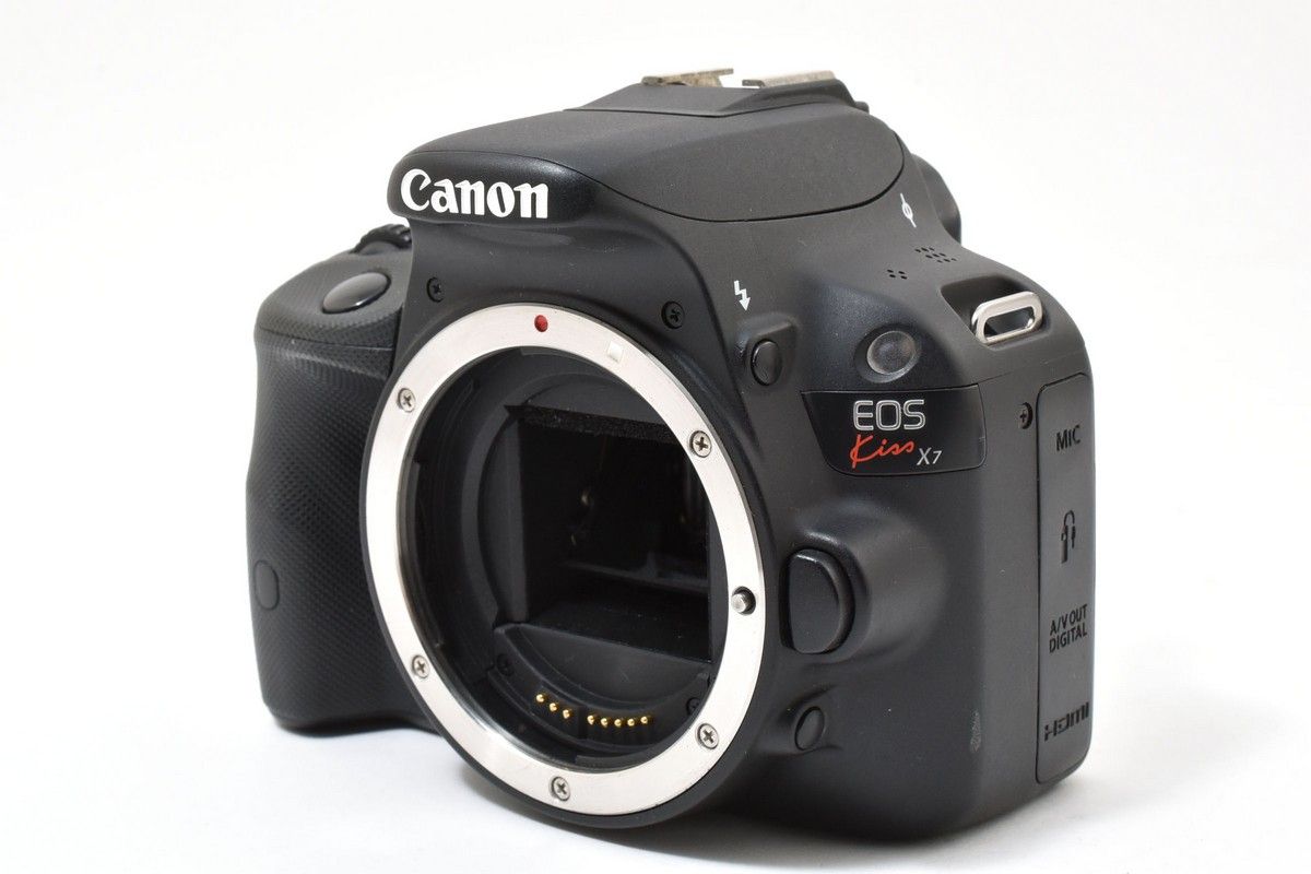 ショット数6736 Canon EOS Kiss X7 デジタル一眼レフカメラ キャノン