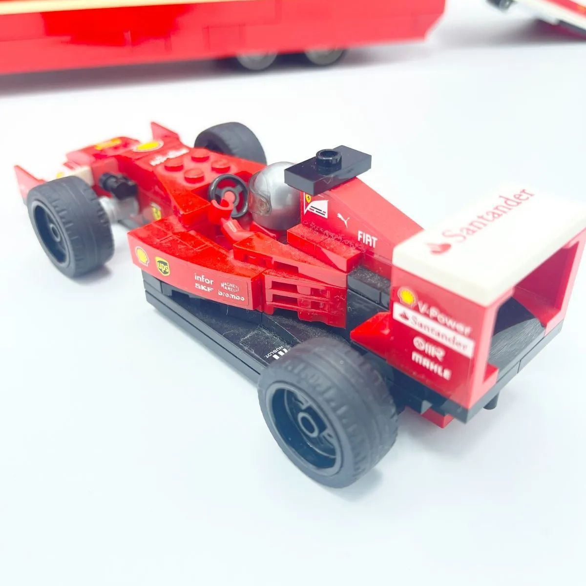 LEGO純正品 レゴ 乗り物 F14 T & スクーデリア・フェラーリ トラック