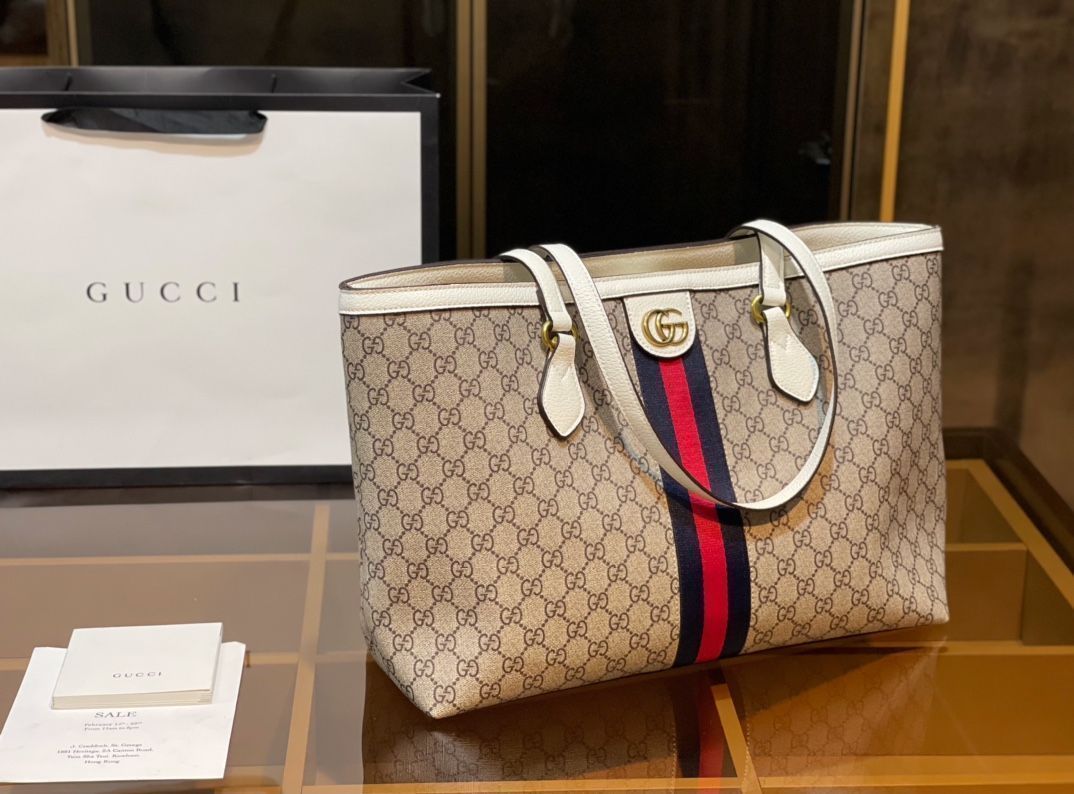 Gucci財布とバッグセット