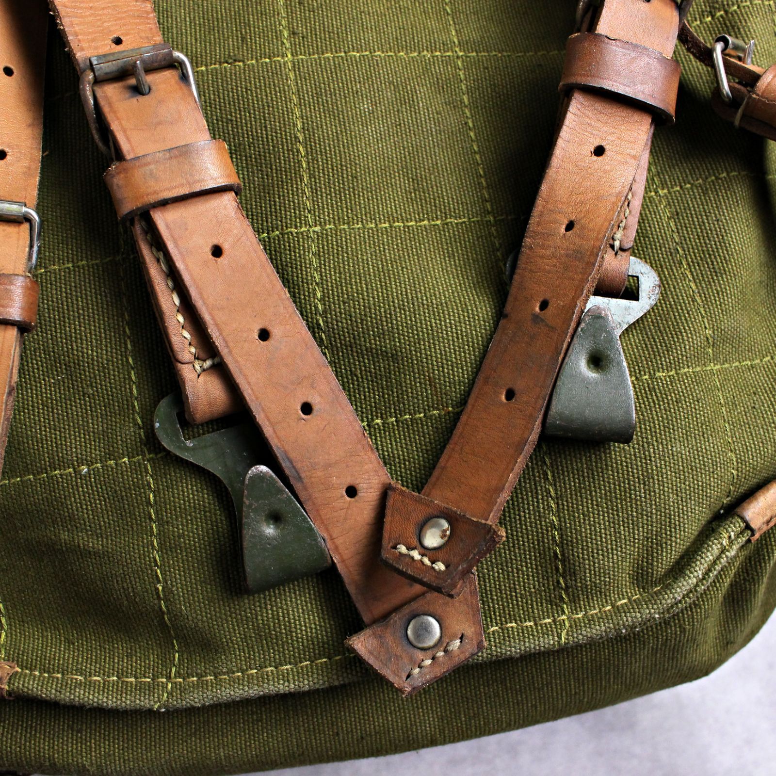VINTAGE】ルーマニア軍 山岳部隊 リュックサック キャンバス