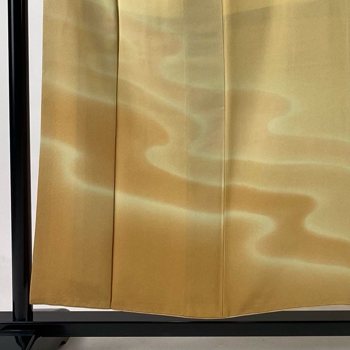 付下げ 身丈154.5cm 裄丈62cm S 袷 ヱ霞 染め分け ぼかし ベージュ 正絹 秀品 一つ紋