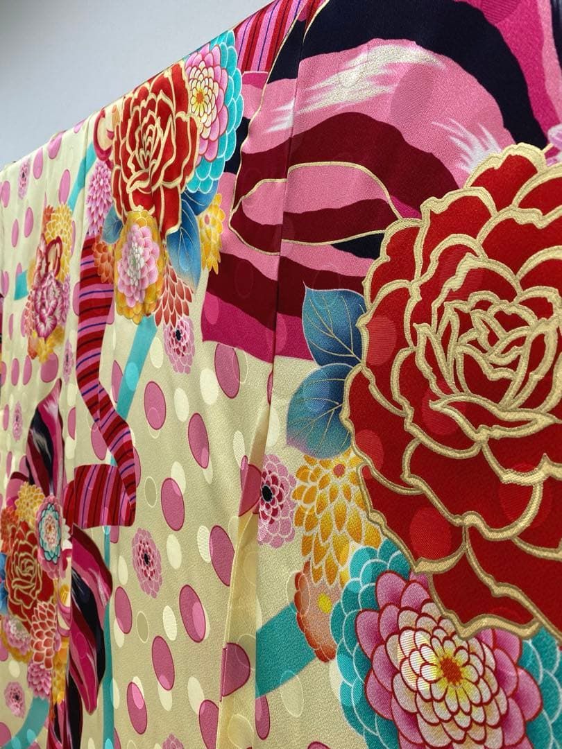 振袖 仮絵羽 京友禅 ラメ刺繍 金彩 紋意匠 正絹 未仕立て品 八掛付き 振袖 仮絵羽 刺繍 銀彩 紋意匠 正絹 未仕立て品 八掛付き