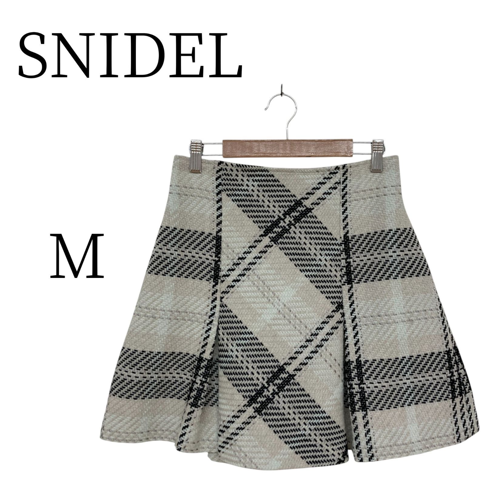 SNIDEL スナイデル アイボリー ミニ フ スカート M