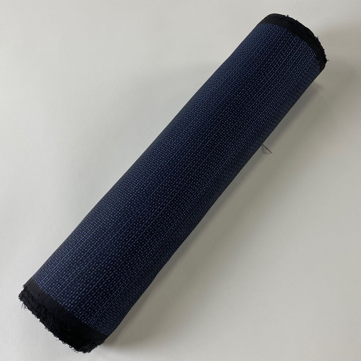 反物 秀品 大島紬 亀甲絣 藍色 正絹 【中古】 - メルカリ